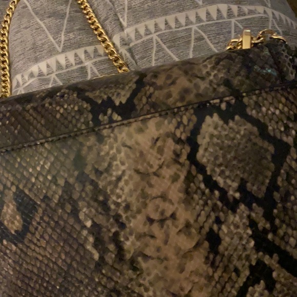 Handbag - Picture 5 of 5